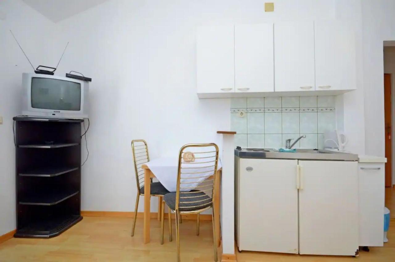 Apartments And Rooms Barbara Lastovo Экстерьер фото